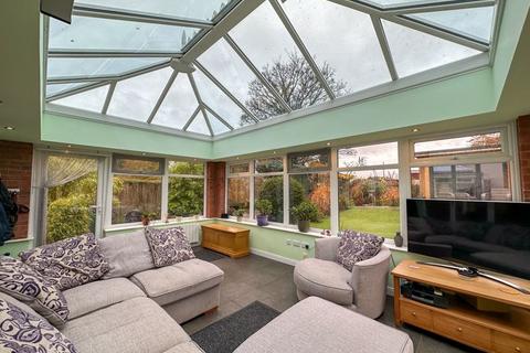 6 Cheddleton Heath Road, Leek, ST13 7DX