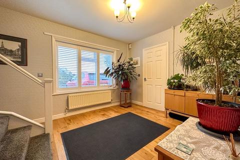 6 Cheddleton Heath Road, Leek, ST13 7DX