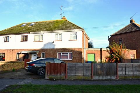 28 Harps Avenue, Minster On Sea, Sheerness, ME12 3PH
