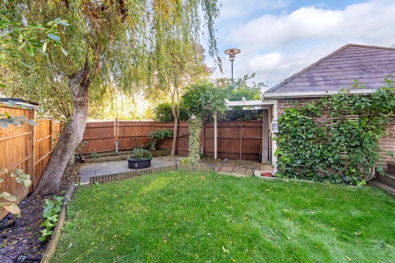 Ivy gate