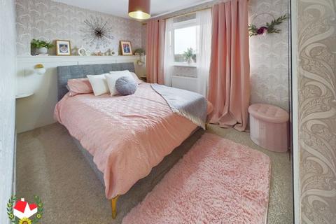 5 Hendingham Close, Tuffley, Gloucester, GL4 0XS