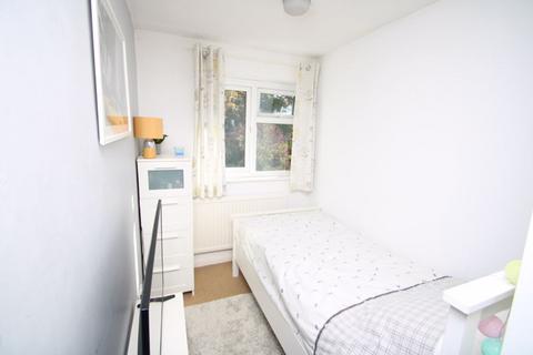 17 Clearbrook Close, High Wycombe, HP13 7BQ