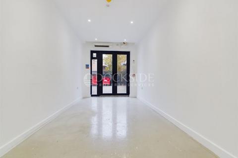 Property to rent - Grove Road, Rochester
