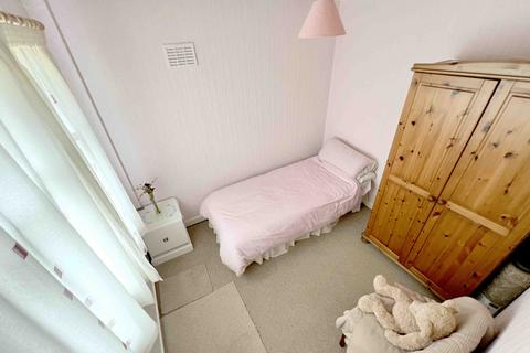 2 bedroom bungalow for sale, North Road, Loughor, Swansea, SA4