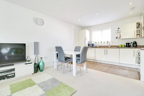 102 Barber Road, Basingstoke, RG22 4EY