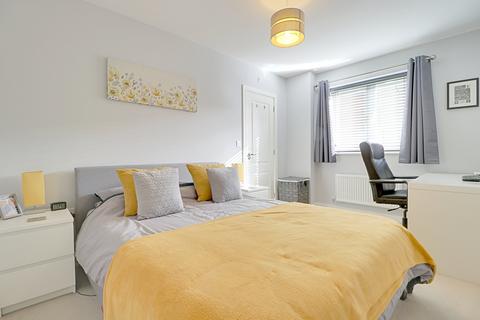 102 Barber Road, Basingstoke, RG22 4EY