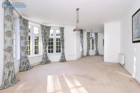 2 bedroom apartment for sale, Fairfield Hall, Kingsley Avenue, Fairfield Park, SG5 4FY