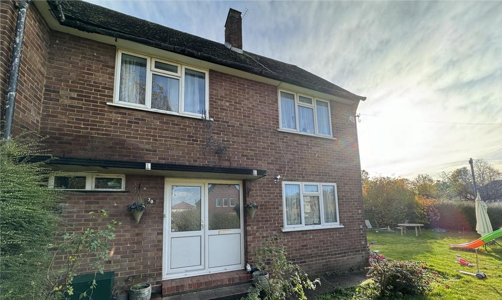 Sandhurst Road, Orpington, 3 bed house £1,995 pcm (£460 pw)