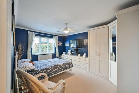 3 bedroom bungalow for sale - Kings Chase, Willesborough, Ashford, Kent, TN24
