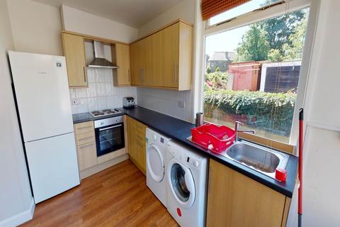 7 bedroom house to rent, Edgerton, Huddersfield HD1