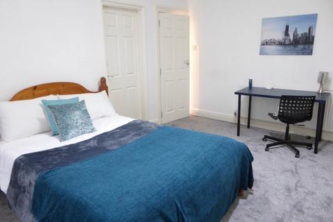 4 bedroom house to rent, Huddersfield, Huddersfield HD1