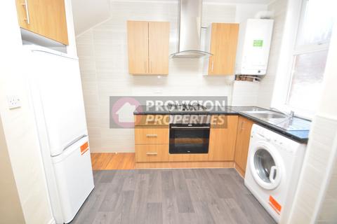 2 bedroom terraced house to rent, Thornville Terrace, Hyde Park LS6