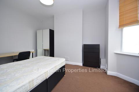 6 bedroom terraced house to rent, Ridgeway Terrace, Woodhouse LS6