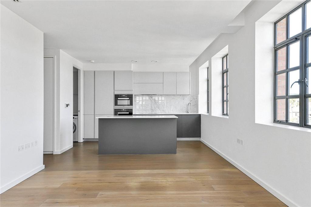 Kitchen/Reception