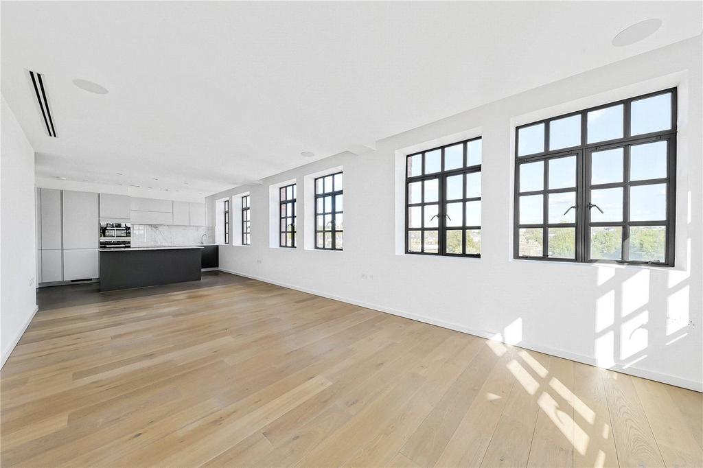 Kitchen/Reception