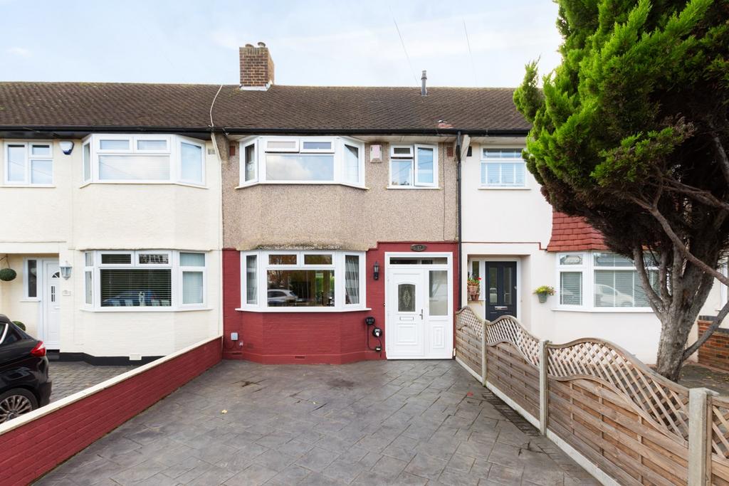 Berwick Crescent, Sidcup, DA15 3 bed terraced house for sale £425,000