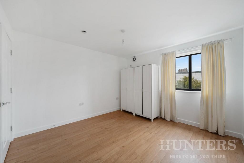 Flat 25, Joshua Court N15 4 FR-3.jpg