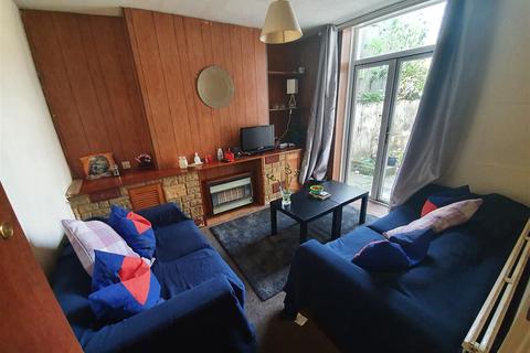 4 bedroom house to rent - Miskin Street, Cardiff