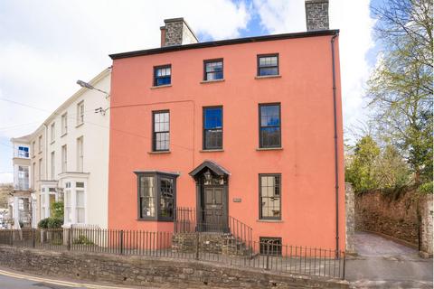 5 bedroom end of terrace house for sale, King Street, Laugharne, Carmarthen