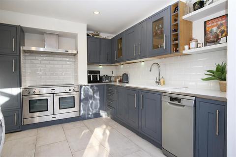 3 bedroom semi-detached house for sale - Borough Green