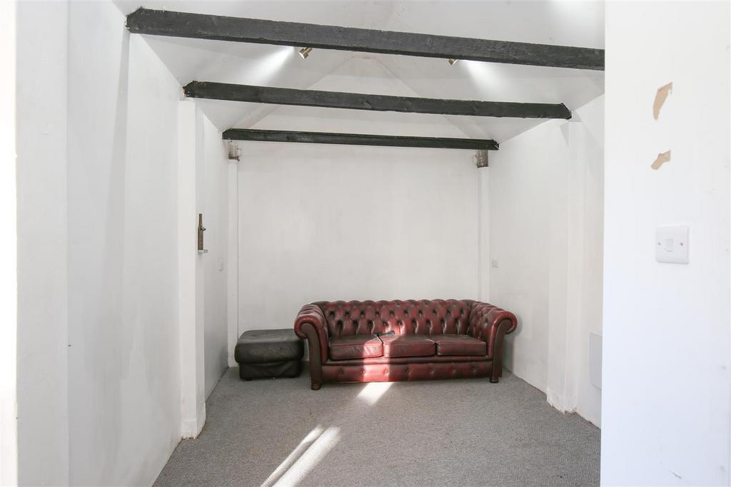 Outbuilding