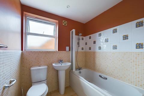 34 Constantine Crescent, Scarborough, YO12 4LQ