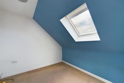 34 Constantine Crescent, Scarborough, YO12 4LQ