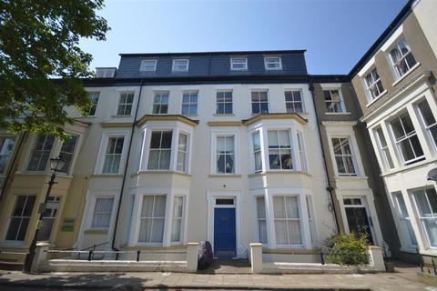 2 bedroom apartment for sale, Alma Square, Scarborough YO11