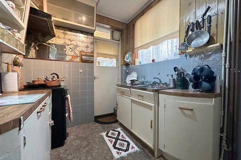 3 bedroom end of terrace house for sale - Morley Hill, Enfield