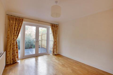 11 Cedar Mount, Lyndhurst, SO43 7ED