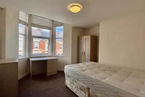 6 bedroom maisonette to rent - Fairfield Road, Newcastle Upon Tyne