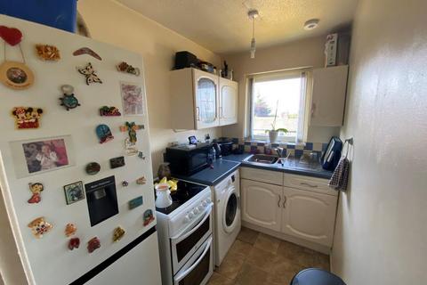 69 Ascot Parade, Bradford, BD7 4NJ