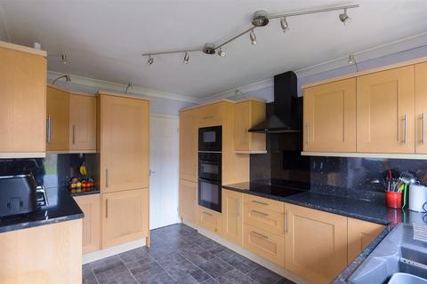 2 Plumtree Road, Thorngumbald, Hull, HU12 9QH