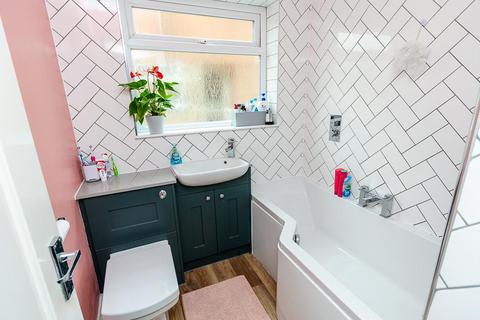 2 Plumtree Road, Thorngumbald, Hull, HU12 9QH