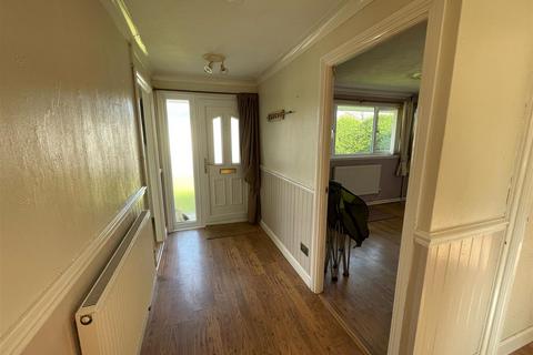 2 bedroom detached bungalow for sale - Heol Y Waun, Seven Sisters, Neath
