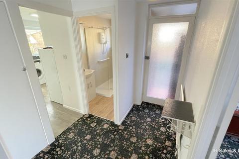 55 Brookside Crescent, Cuffley, Potters Bar, EN6 4QP