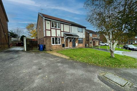Martindale Close, Blackburn. Lancs. BB1 1XH