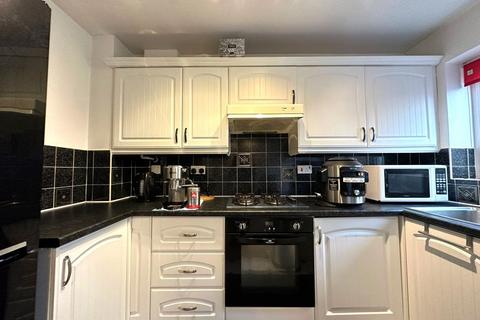 3 bedroom semi-detached house to rent, Martindale Close, Blackburn. Lancs. BB1 1XH
