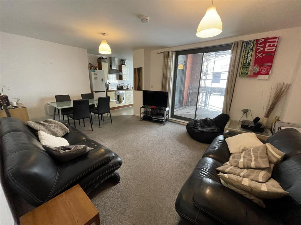 City Gate 2, Blantyre Street, Castlefield 2 bed apartment for sale £