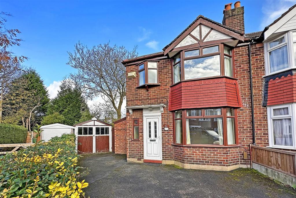Fairfax Avenue, Timperley 3 bed semidetached house for sale £375,000