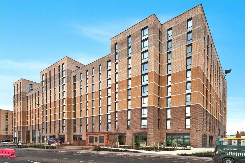 Chevette Court, Kimpton Road, Luton 2 bed apartment to rent £1,600