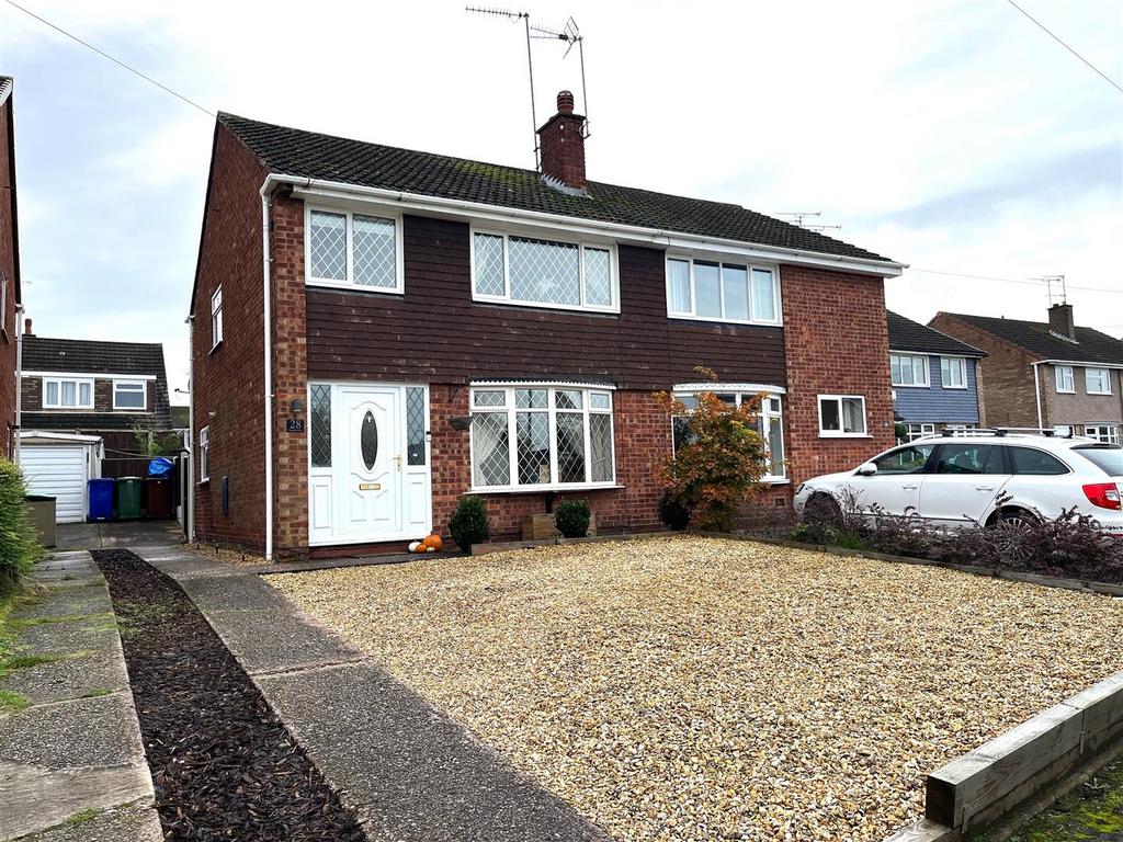 Tunnicliffe Drive, Rugeley 3 bed semidetached house for sale £210,000