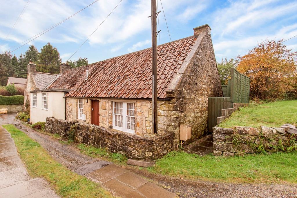 Main Street, Keltybridge, Kelty, KY4 2 bed terraced house for sale £