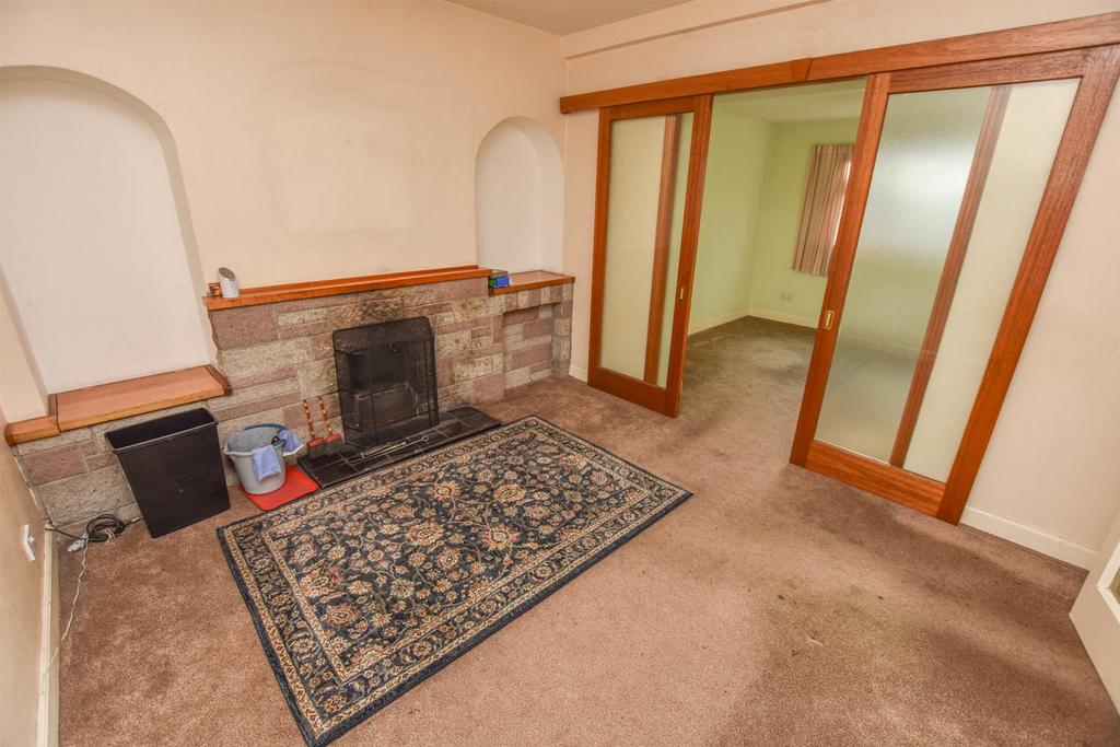 SITTING ROOM-2.jpg
