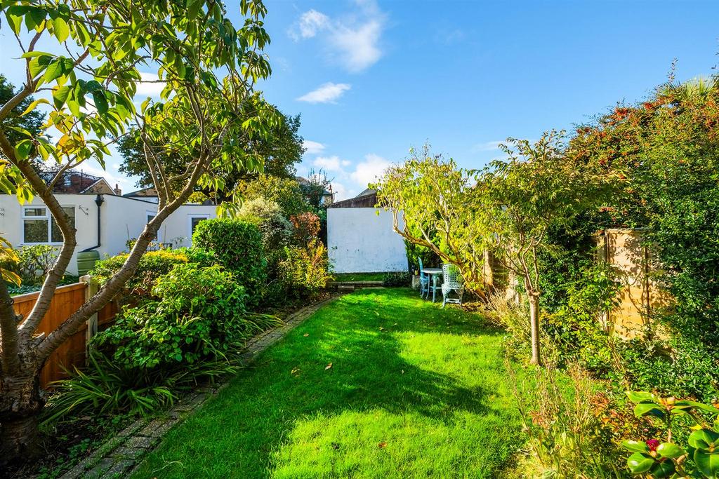 24, Balliol Avenue-21 resized.jpg