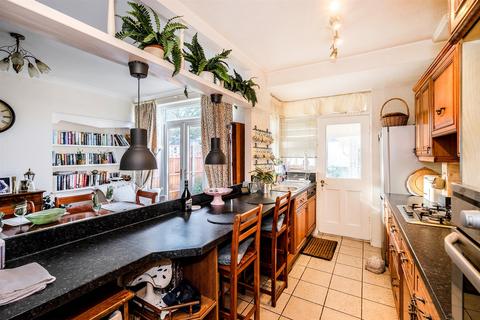 24 Balliol Avenue, London, E4 6LX