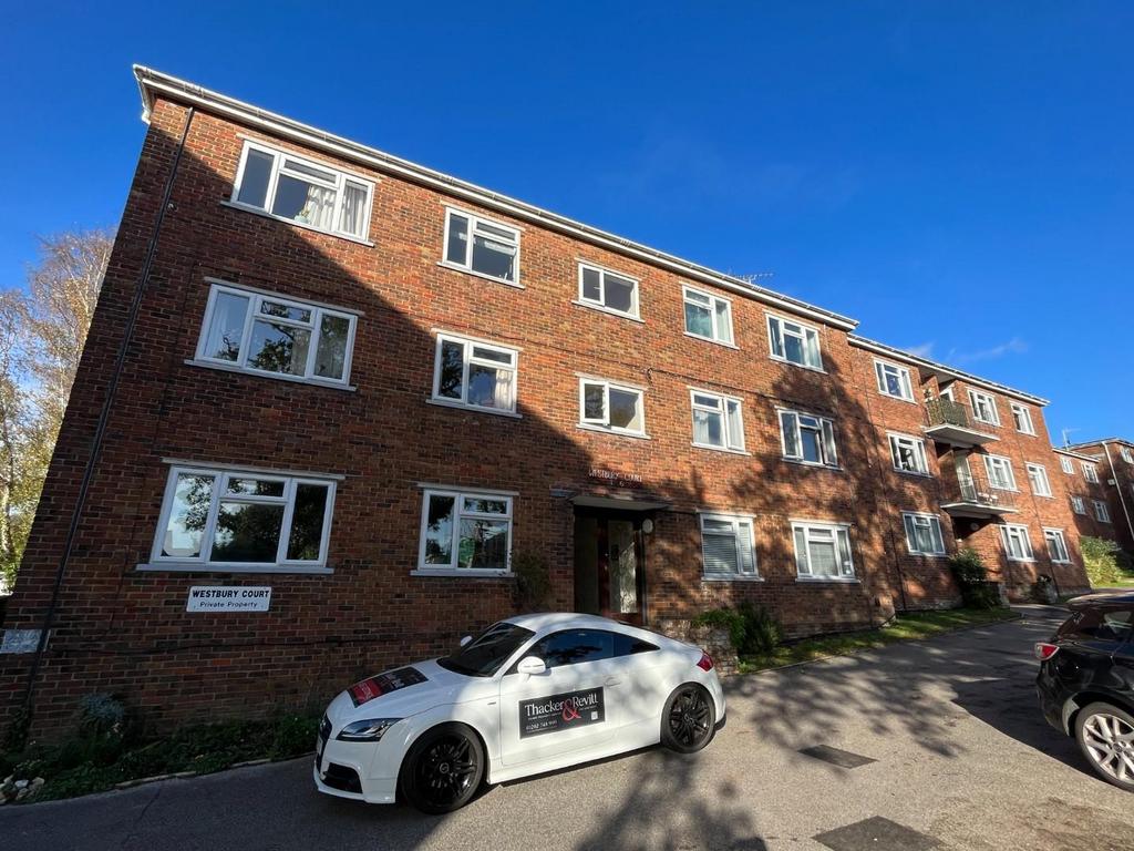 2933 Bournemouth Road, Ashley Cross, Poole 2 bed apartment for sale