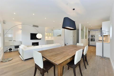 3 bedroom flat to rent, Fitzjohns Avenue, Hampstead Village NW3