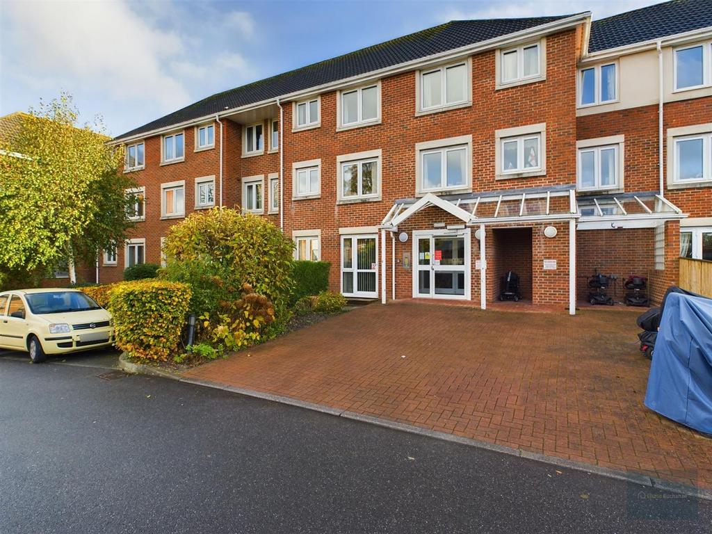Regal Court, Trowbridge BA14 1 bed retirement property for sale £94,950
