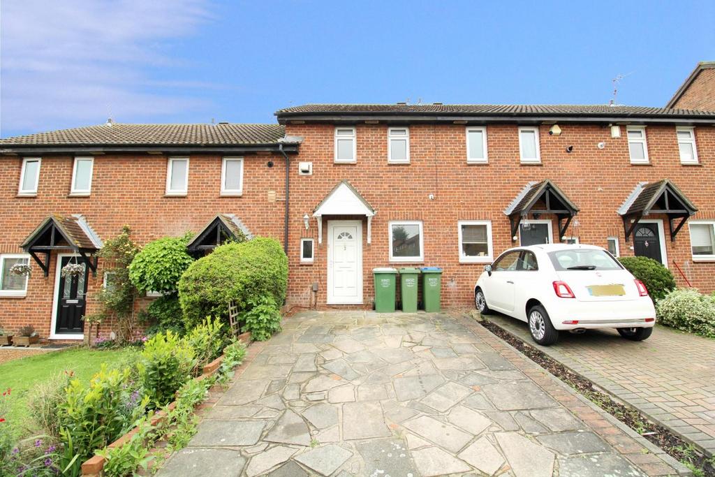 Ashurst Close, Crayford, Dartford 2 bed terraced house £325,000